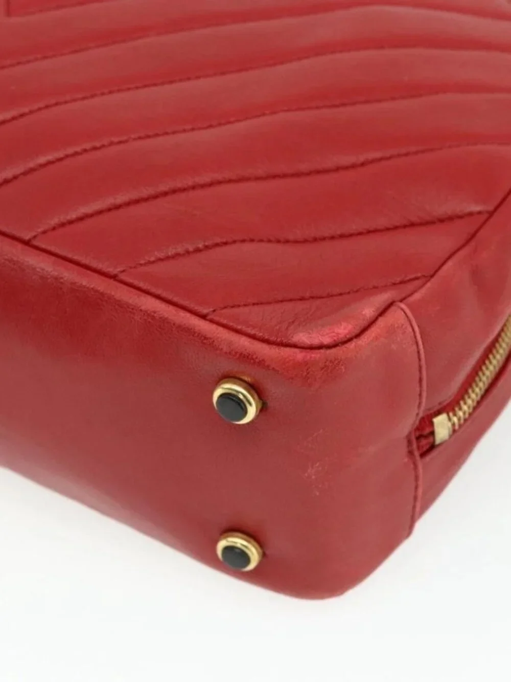 CHANEL V Stitch Shoulder Bag Lamb Skin Gold Red CC Auth mr2345